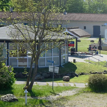 Am Gutspark Drankse Sonnenschein Апартаменты Дранске